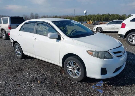 2013 Toyota Corolla Le z USA, uszkodzony, nr VIN 2T1BU4EE9DC980641